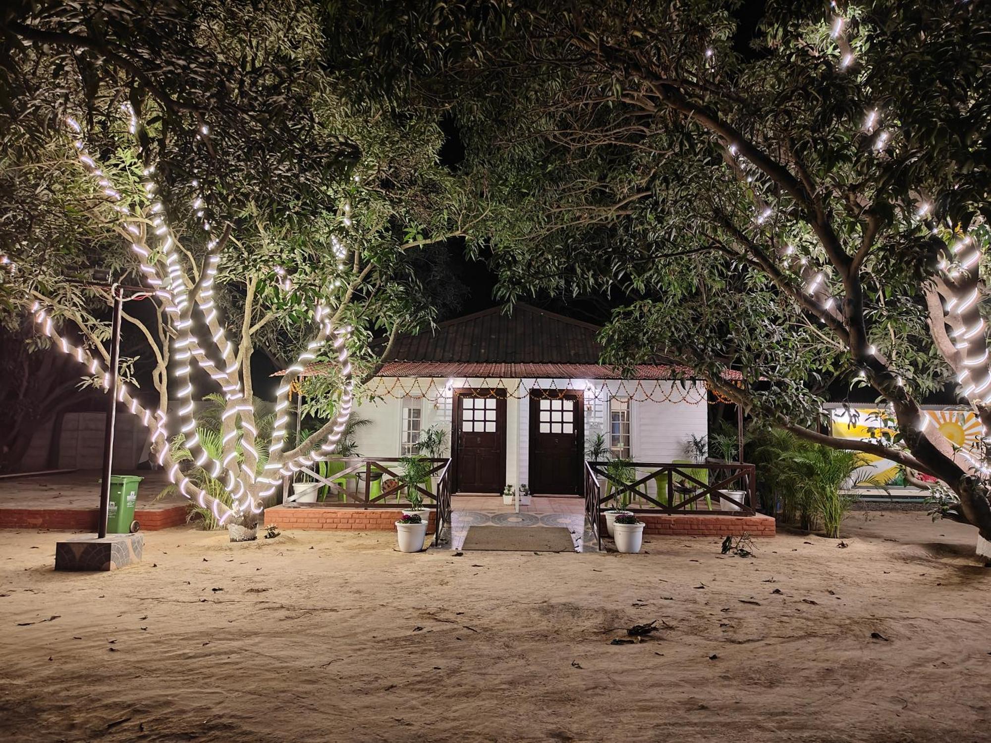 Shobhayan Inn, Airport Railway Station Pickup Free Ayodhya Eksteriør bilde