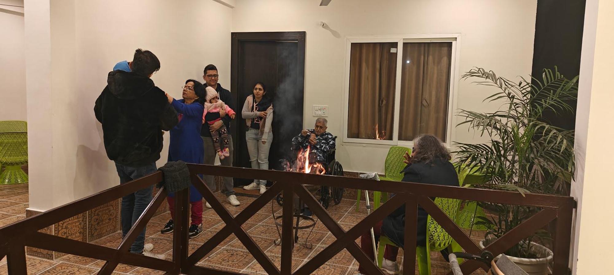 Shobhayan Inn, Airport Railway Station Pickup Free Ayodhya Eksteriør bilde
